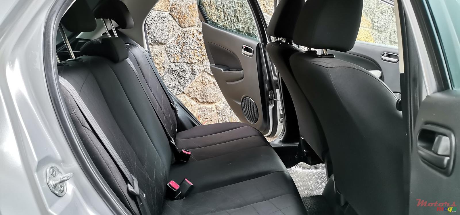 2012' Mazda Demio photo #6