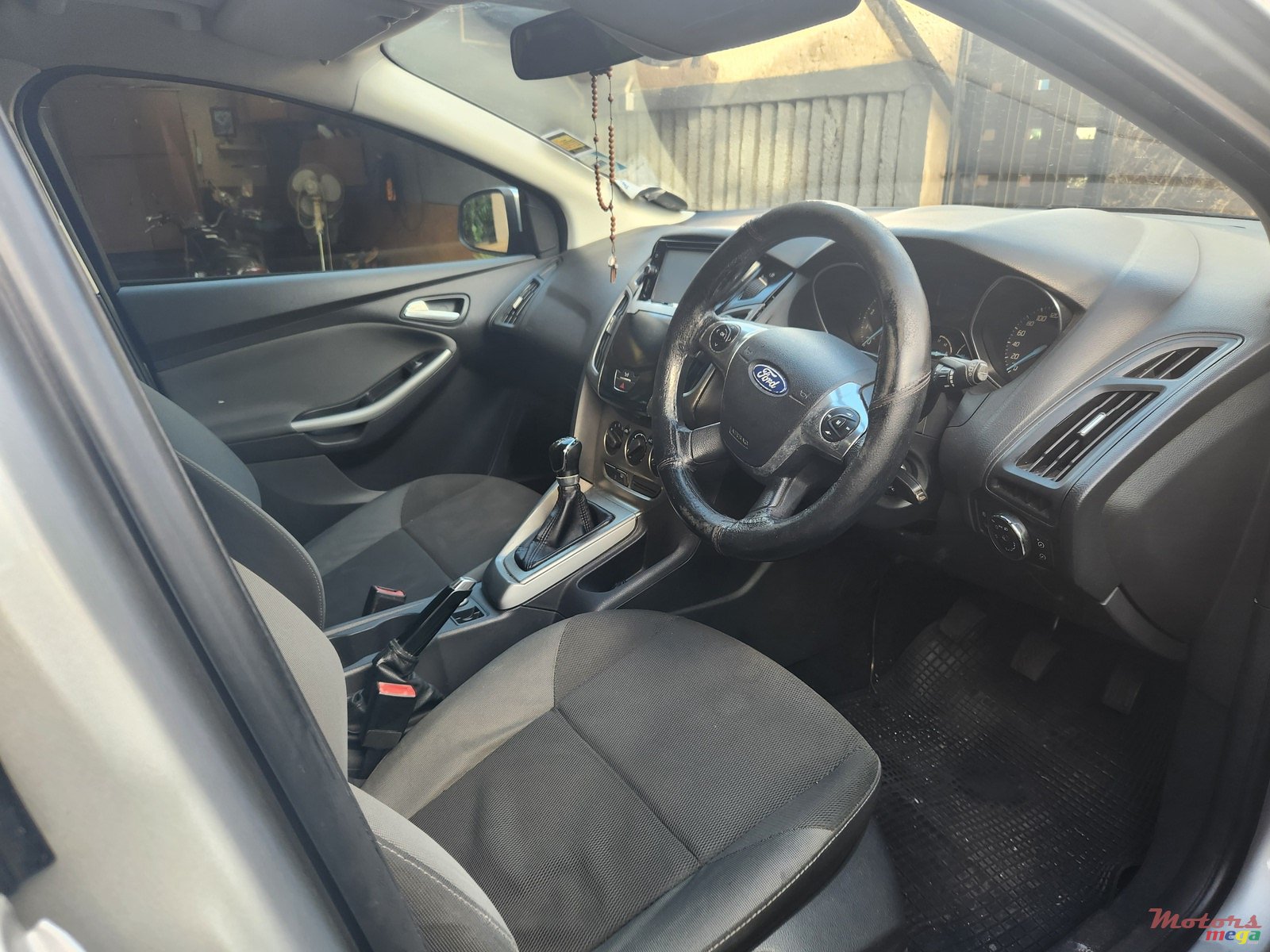 2012' Ford Focus photo #4