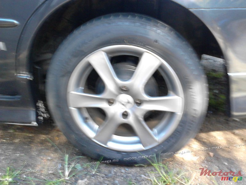 2001' Honda Civic sport photo #3