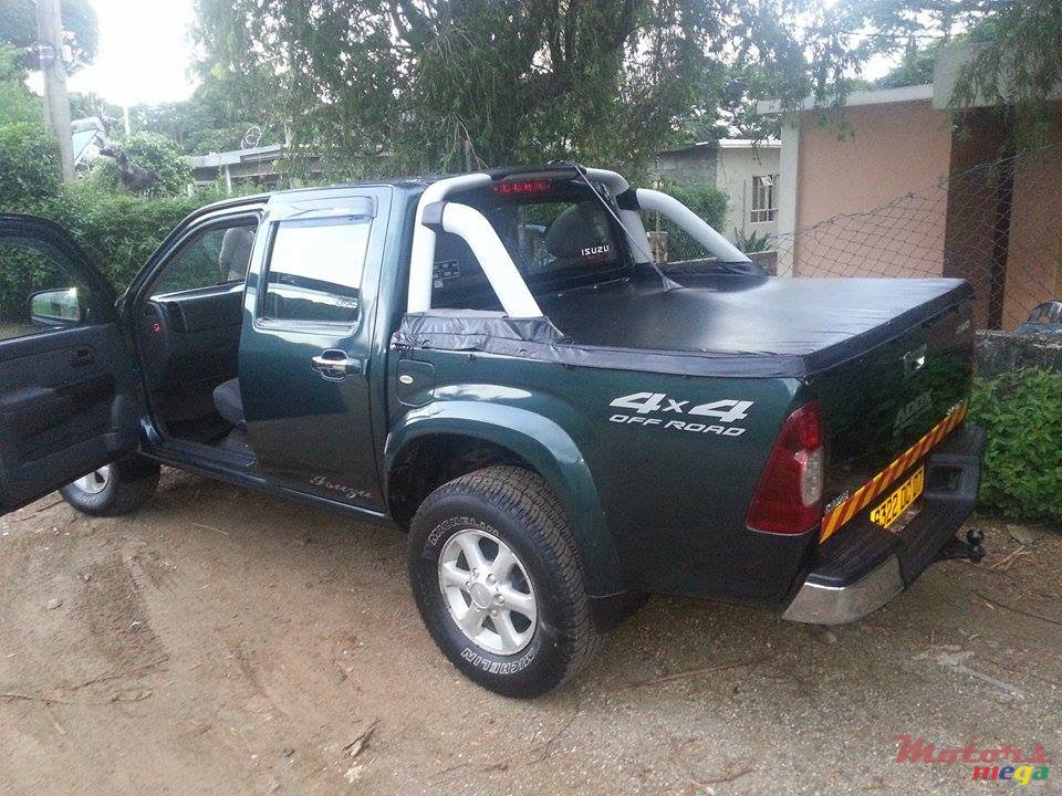 2008' Isuzu D-Max photo #3