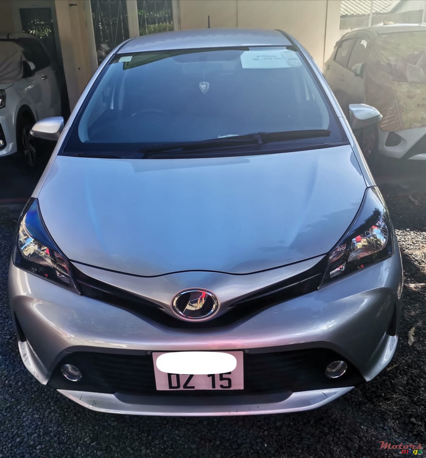 2015' Toyota Vitz photo #1