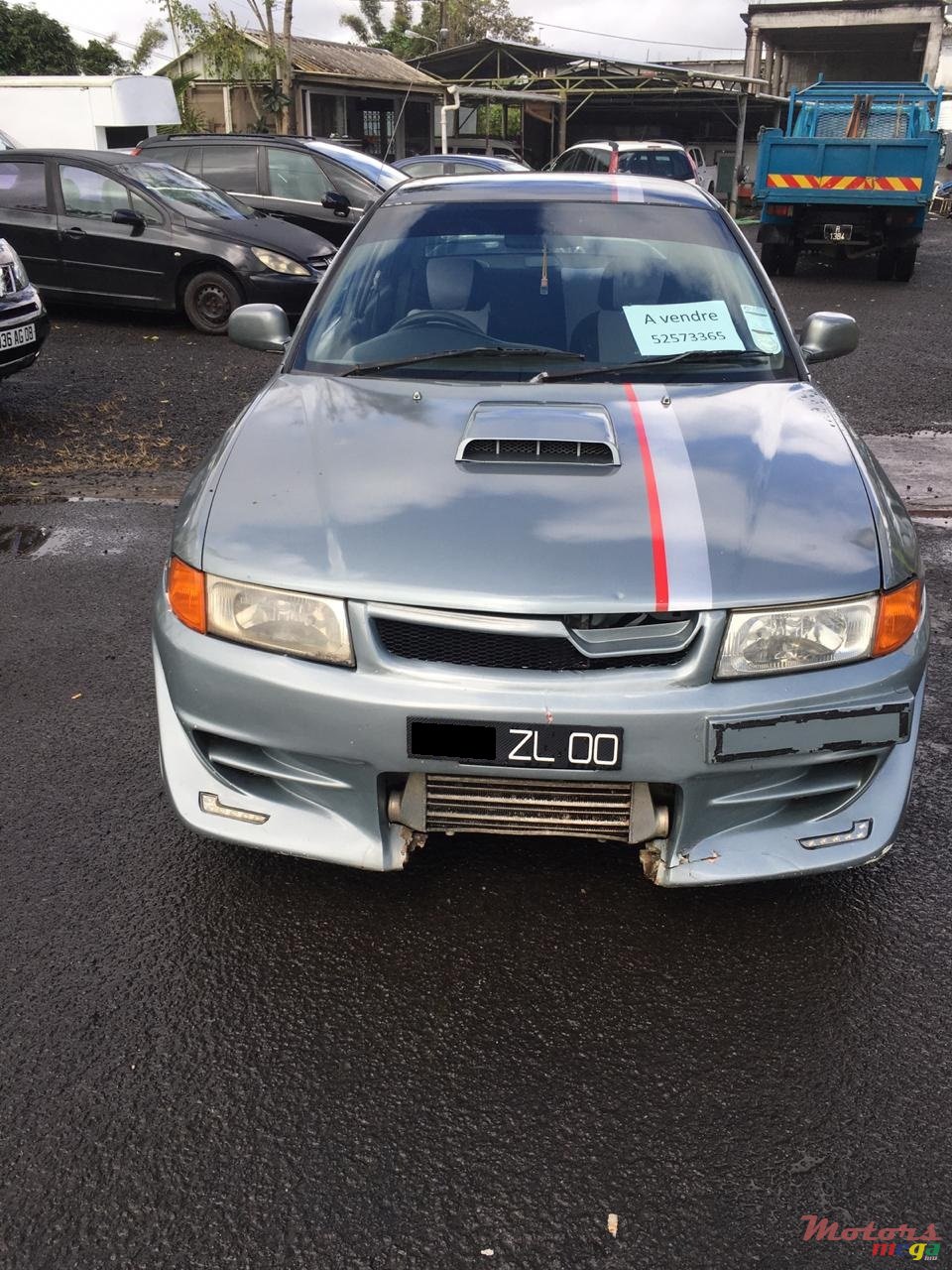 2000' Mitsubishi Lancer photo #3