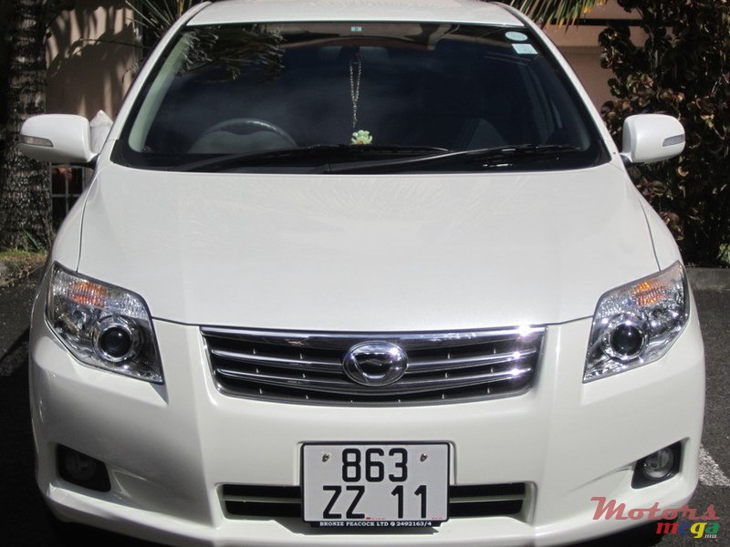 2011' Toyota Axio X-Series Limited photo #3