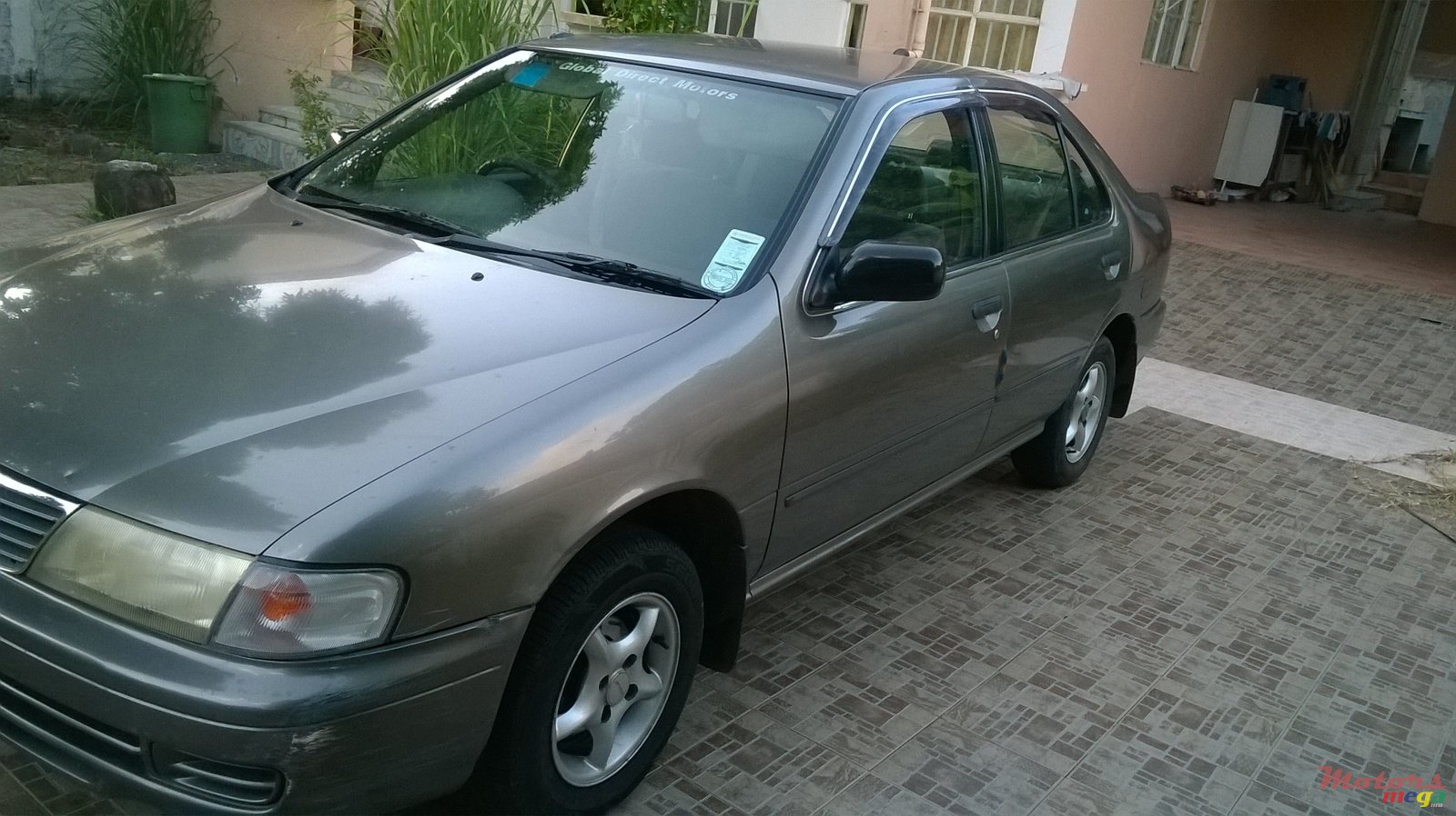 1996' Nissan Sunny photo #3