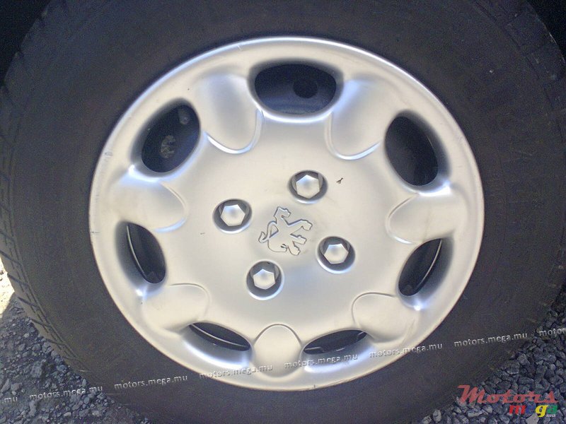 1999' Peugeot 206 photo #3