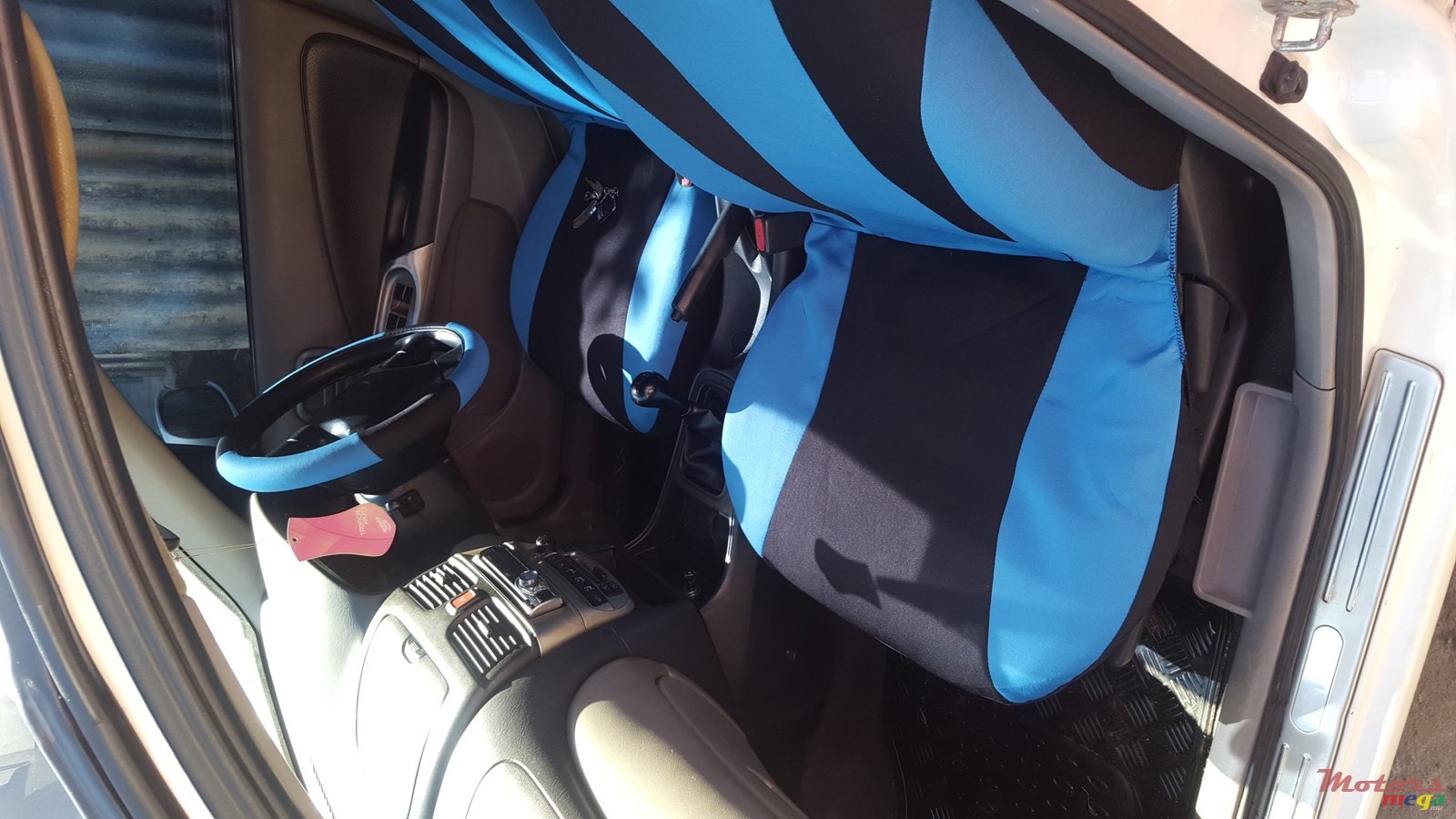 2003' Nissan N16  FULL OPTION photo #2