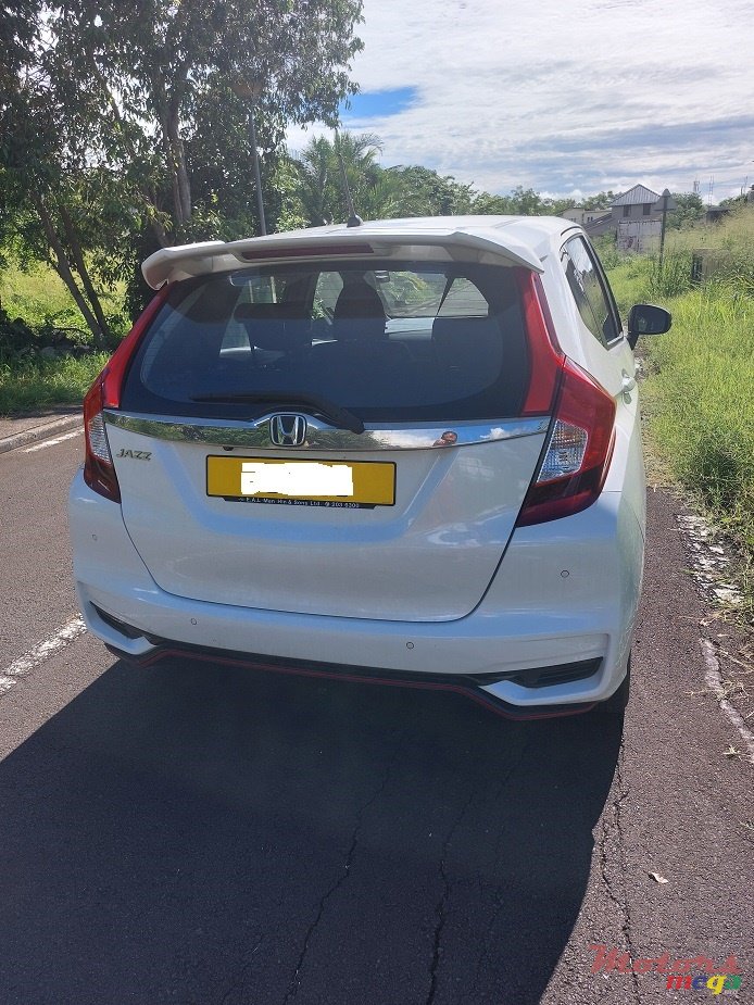 2019' Honda Jazz Sport photo #4