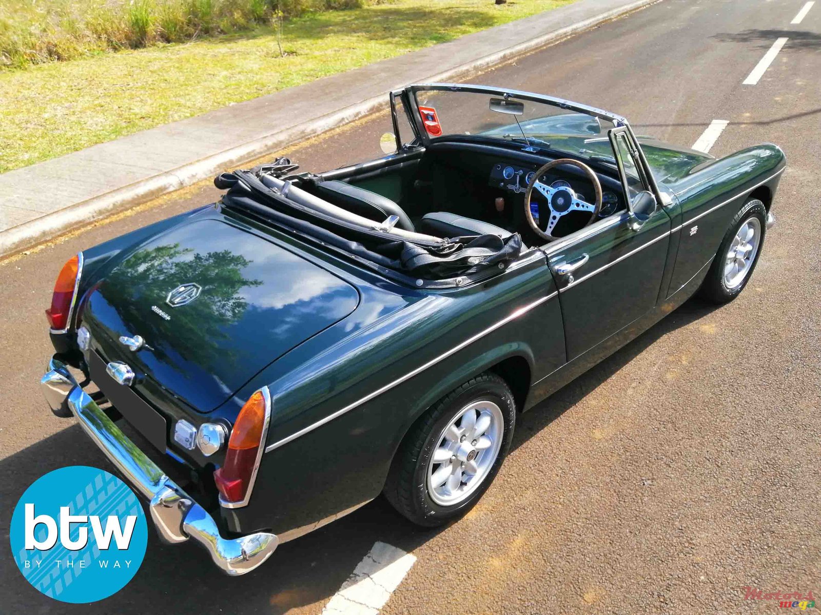 1970' MG Midget photo #3