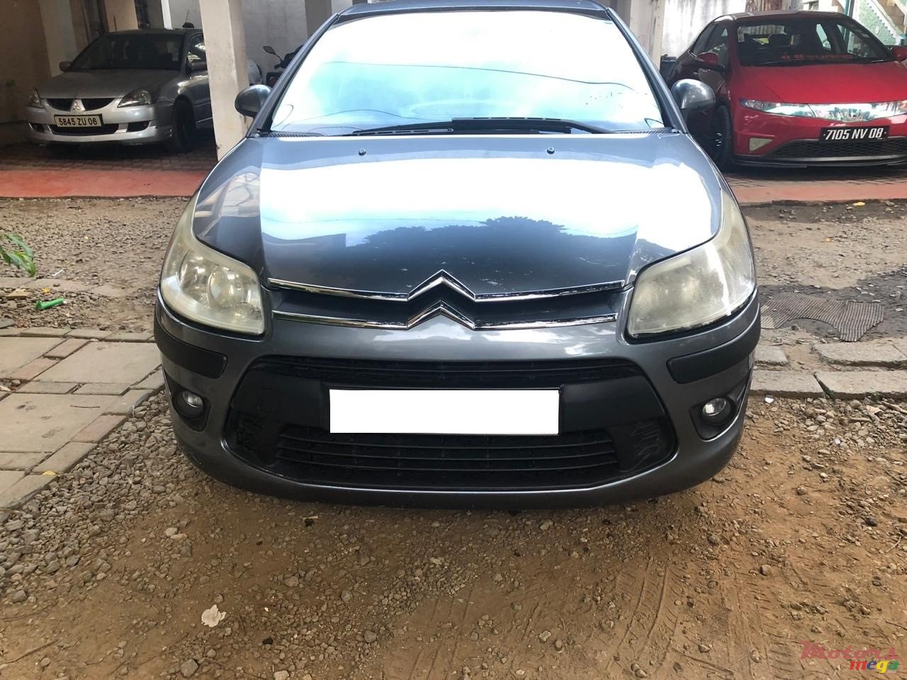 2009' Citroen C4 photo #1