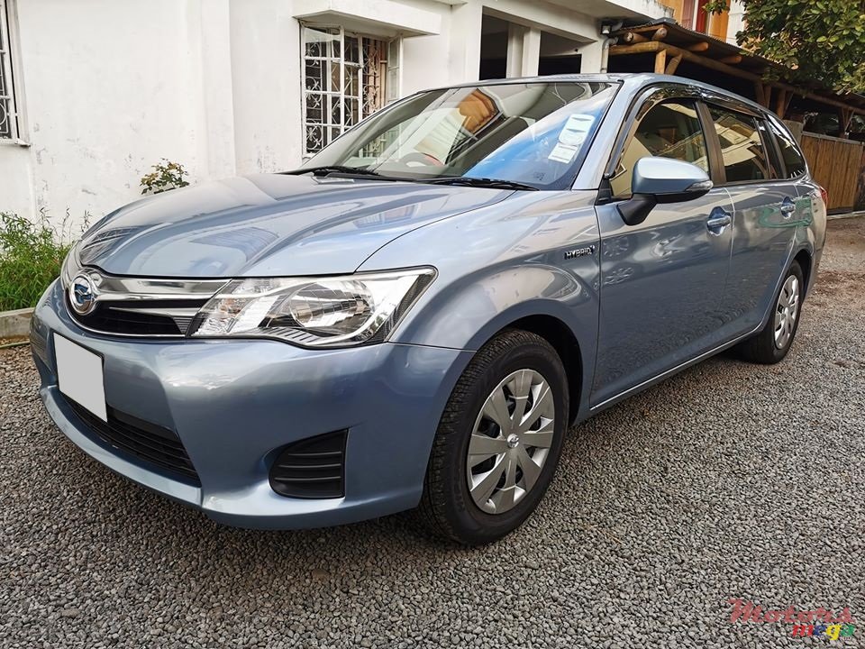 2014' Toyota Fielder photo #4