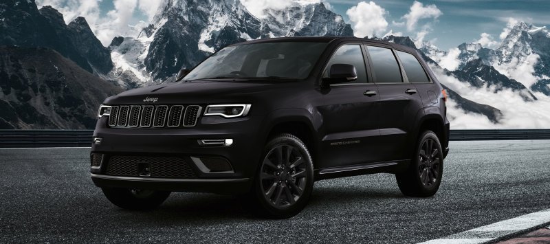 Jeep Grand Cherokee S is handsome dressed in all black
