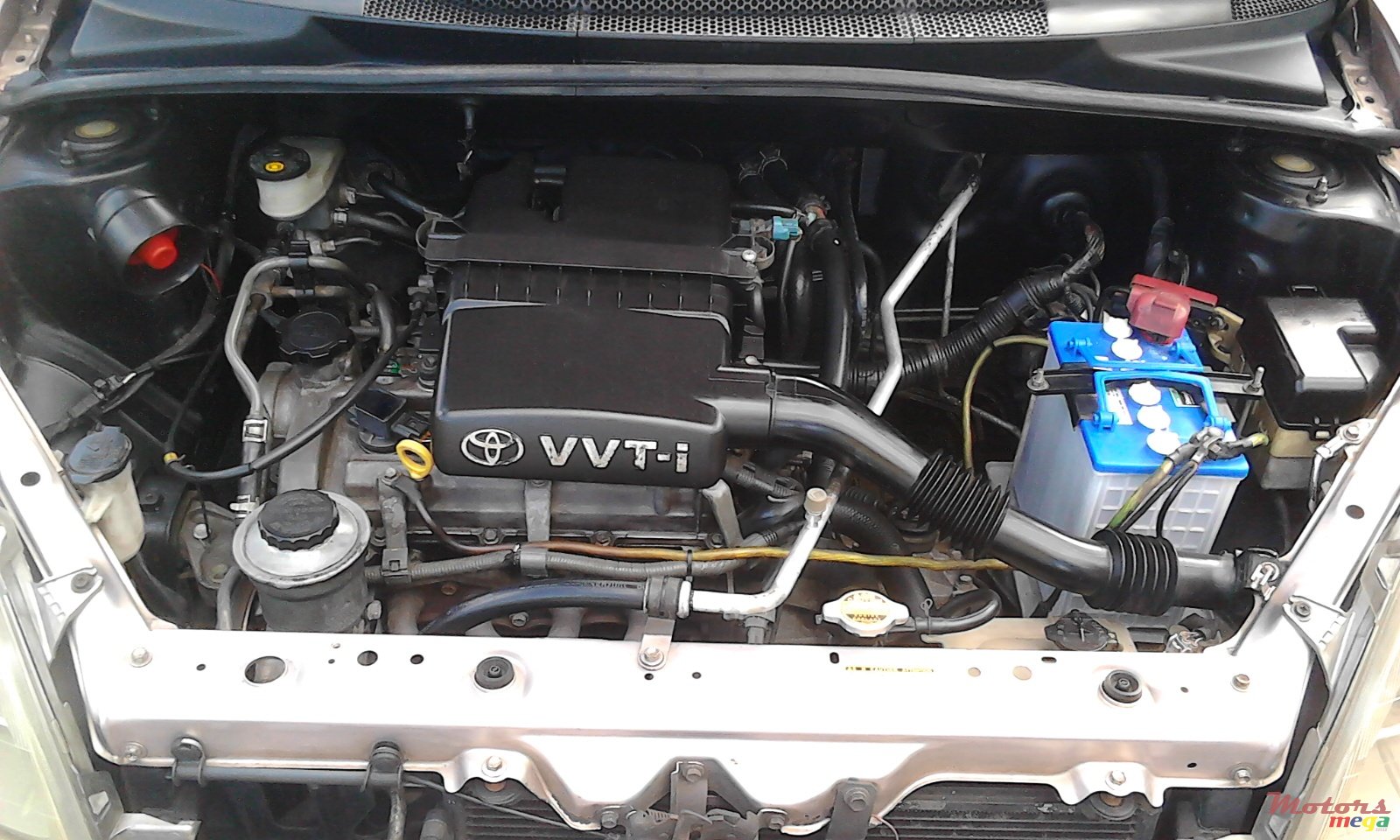 1999' Toyota Vitz photo #7