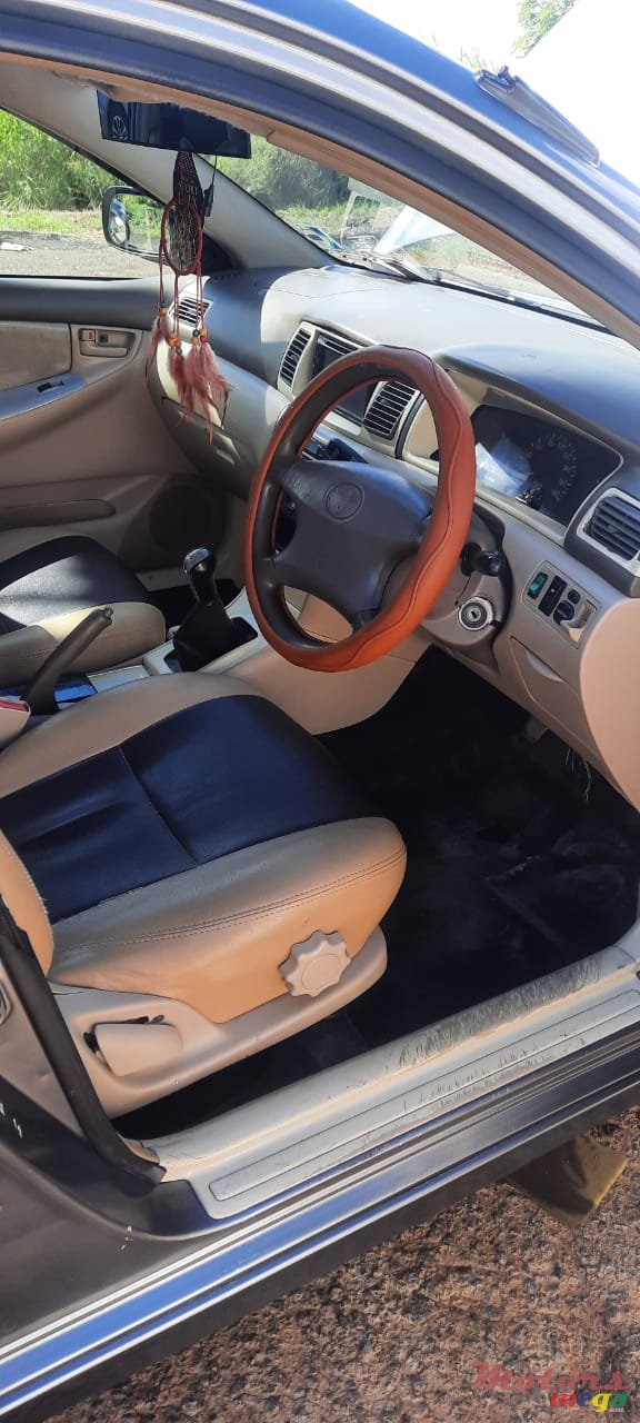 2002' Toyota Corolla Nze121 photo #5