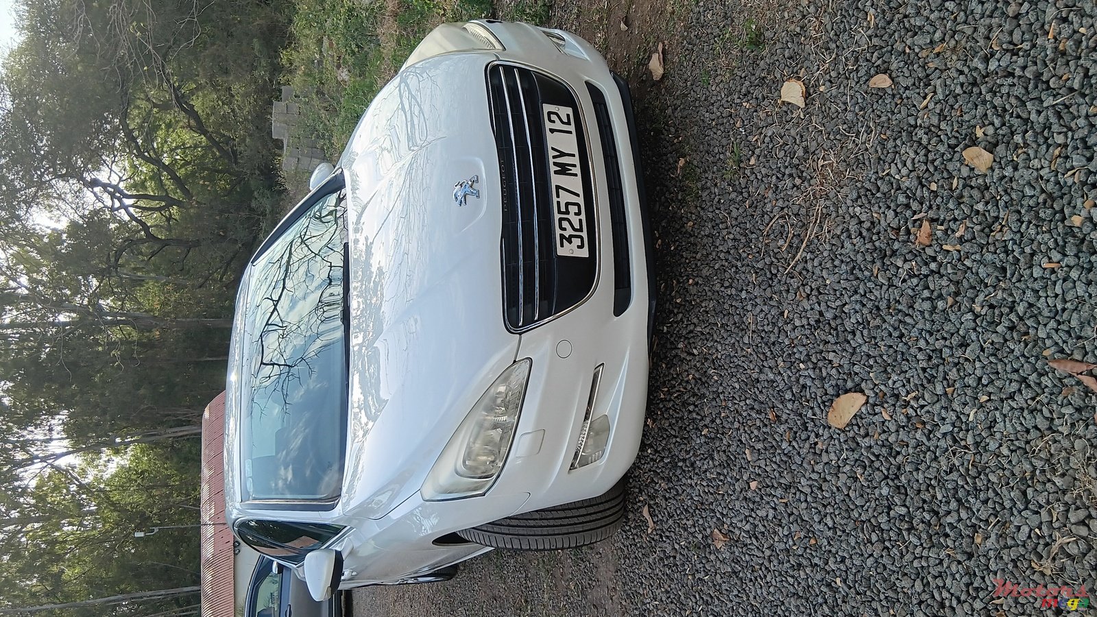 2012' Peugeot photo #6