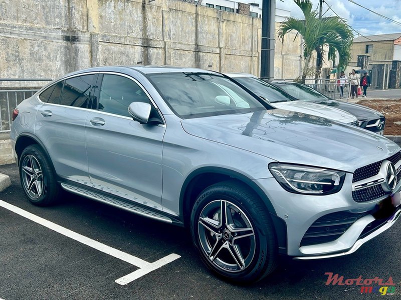 2024' Mercedes-Benz GLC 300 photo #3