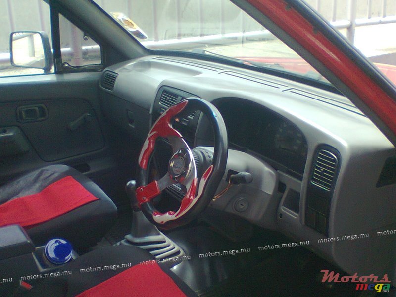 1997' Nissan photo #4