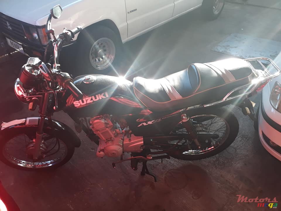 2013' Suzuki AX4 photo #5