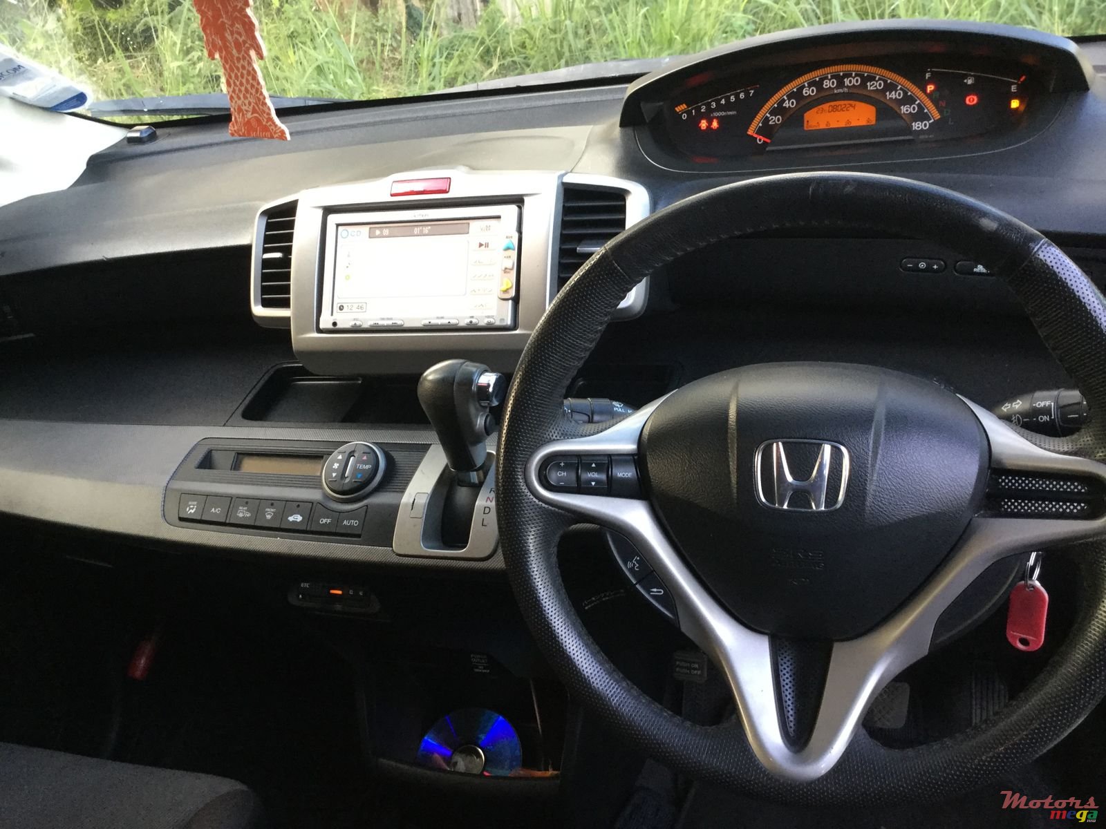 2011' Honda Freed photo #5