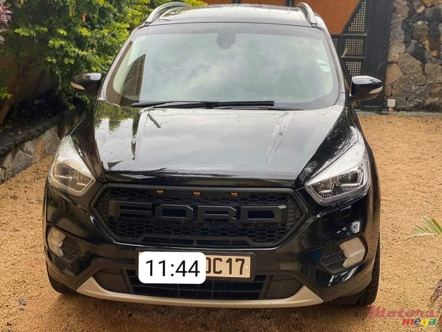 2017' Ford Kuga Ecoboost photo #1