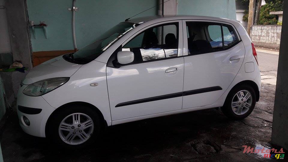 2009' Hyundai i10 photo #1