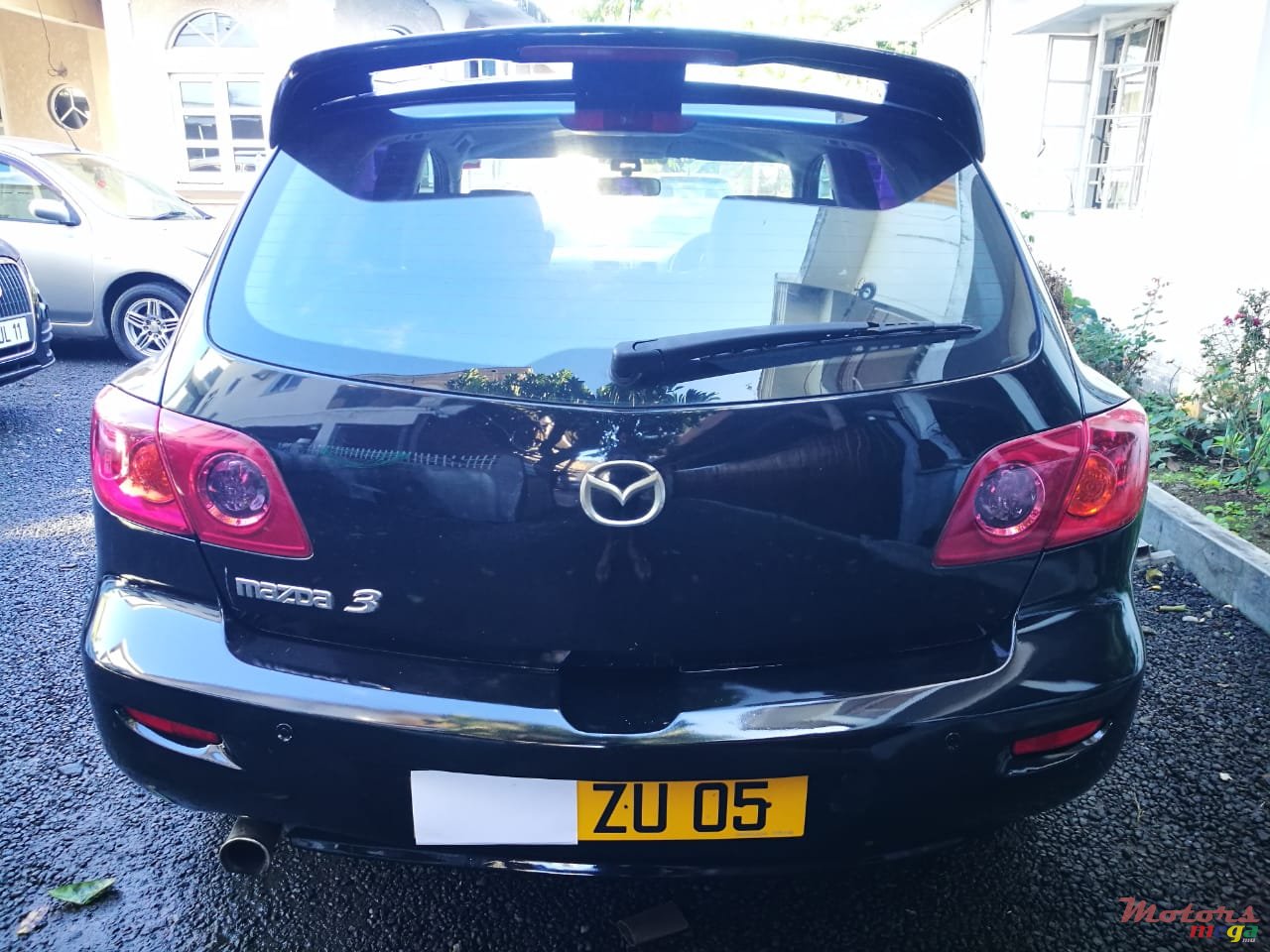 2005' Mazda 3 photo #2