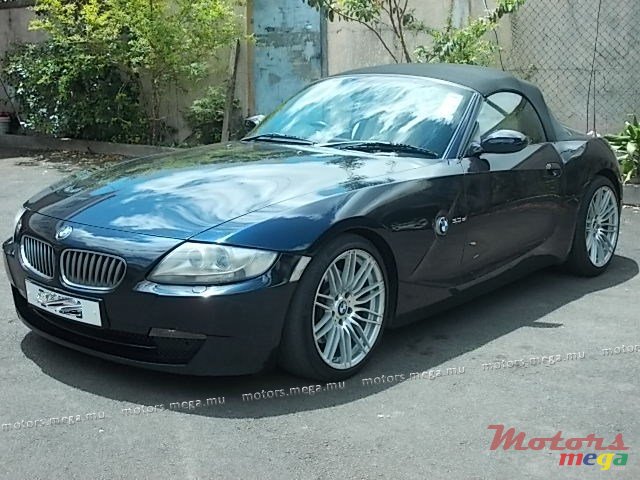 2008' BMW Z4 3.0si photo #2