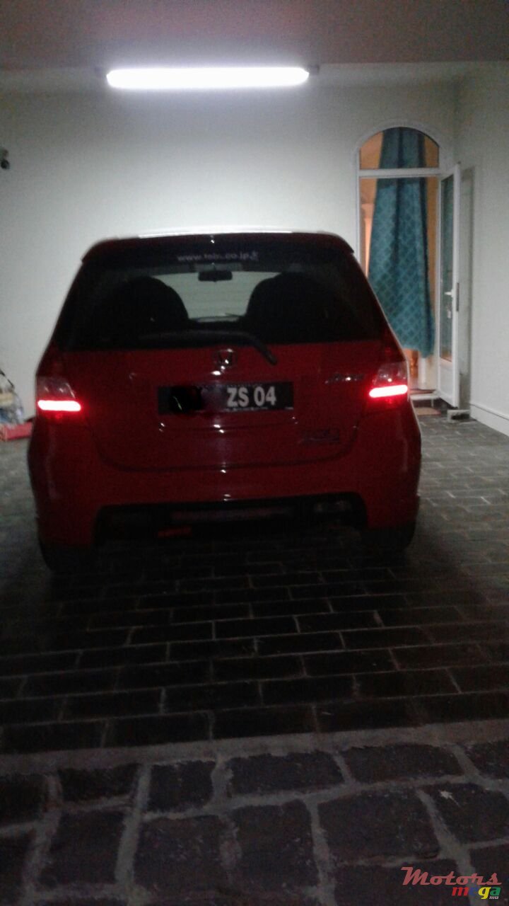 2004' Honda Jazz photo #6