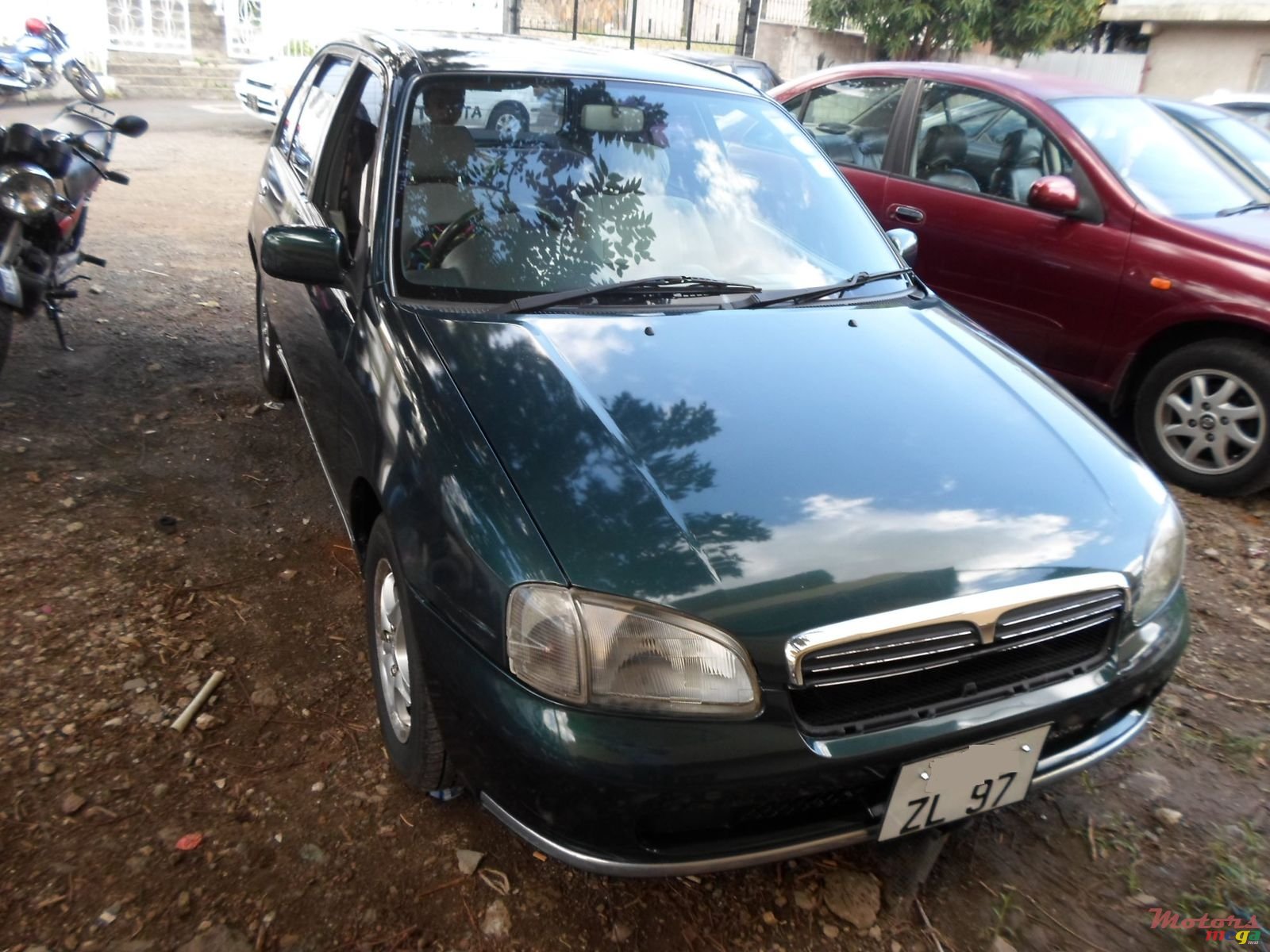 1997' Toyota Starlet photo #2