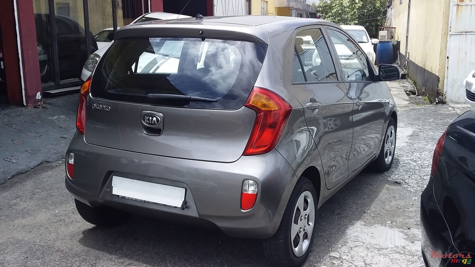 2013' Kia Picanto photo #4
