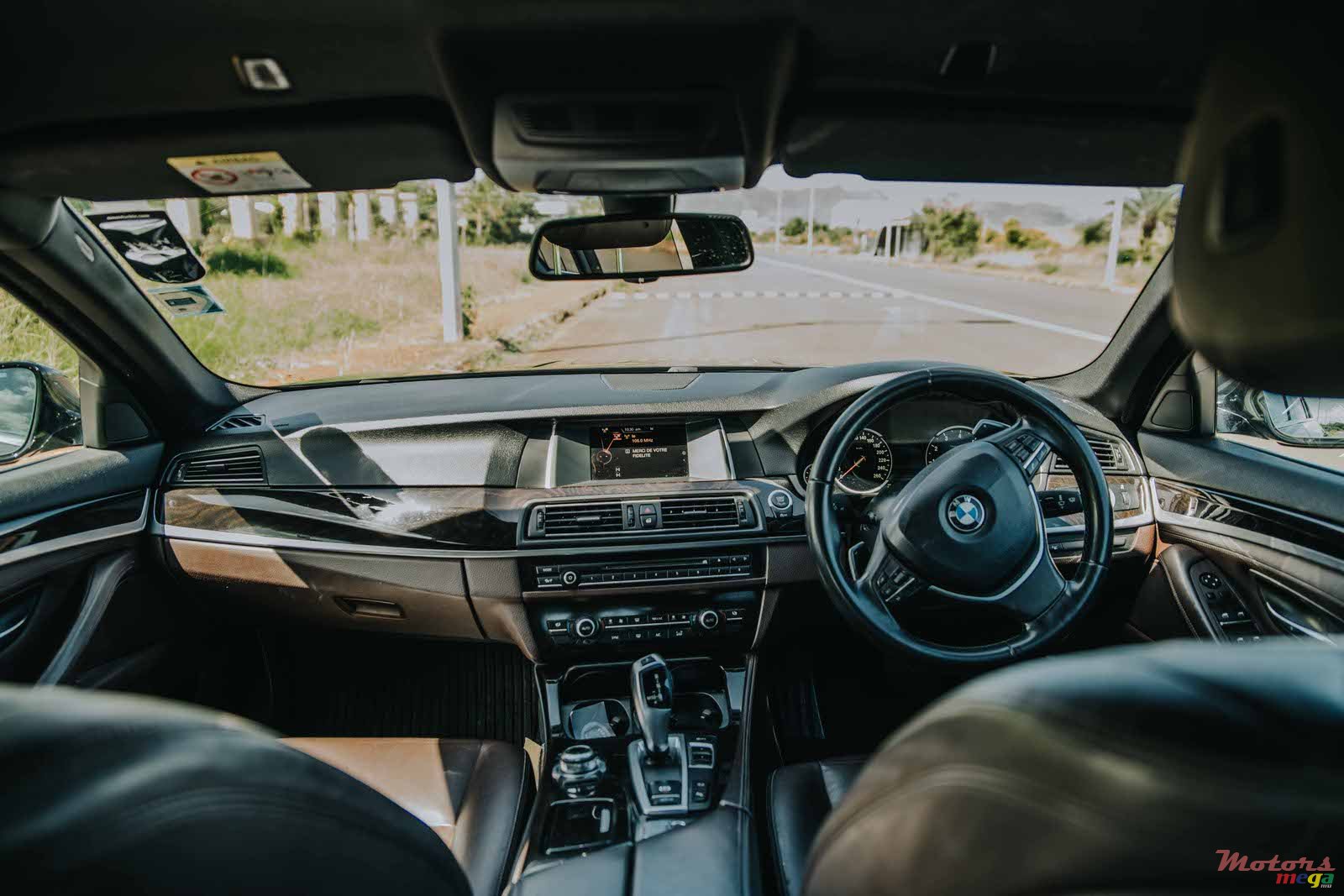 2015' BMW 528 photo #5