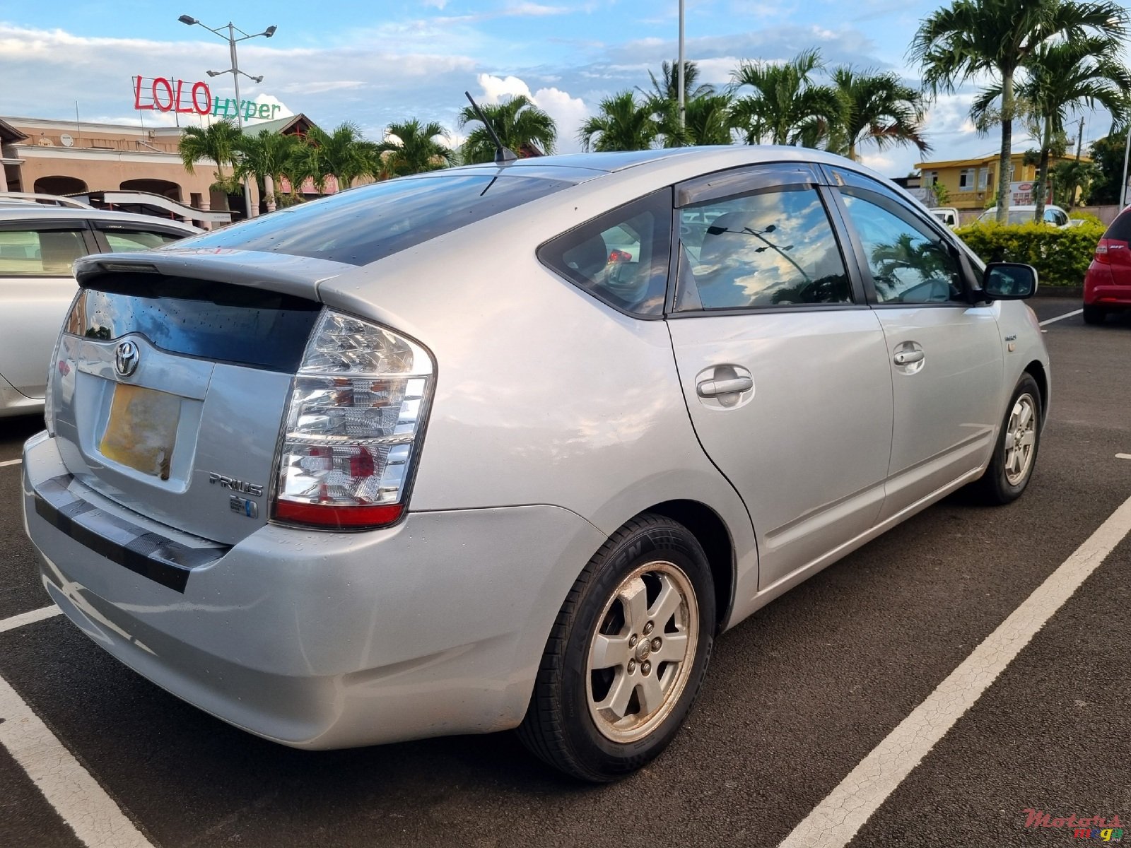 2009' Toyota Prius photo #4