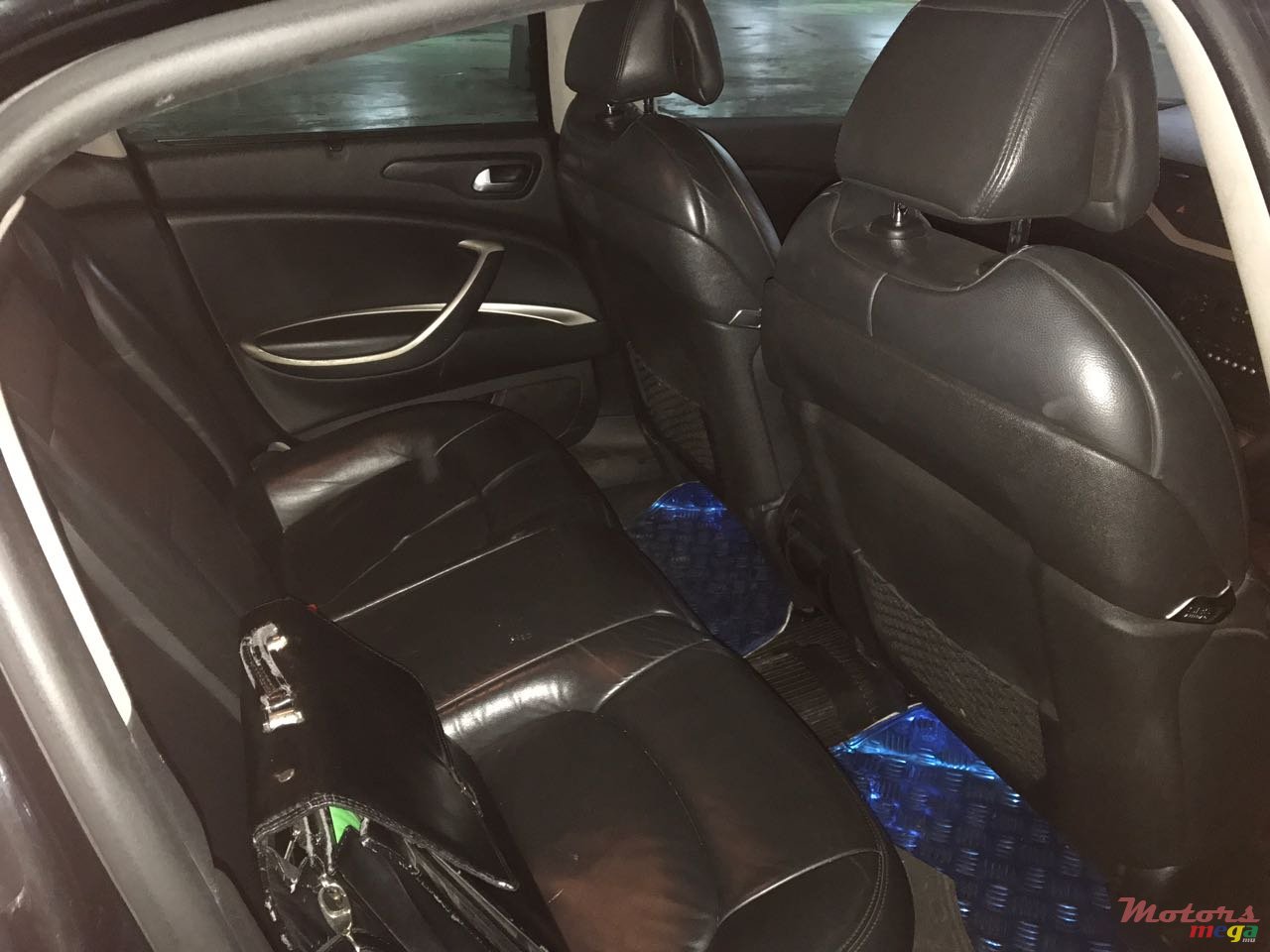 2011' Citroen C5 photo #4