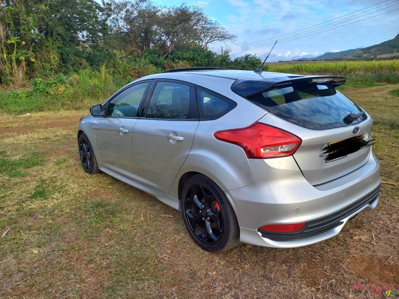 2016' Ford Focus ST photo #5