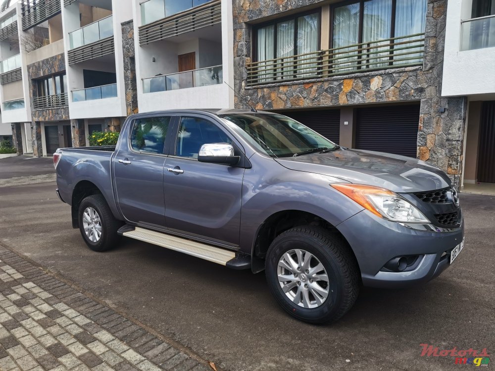 2013' Mazda BT-50 2200 photo #1