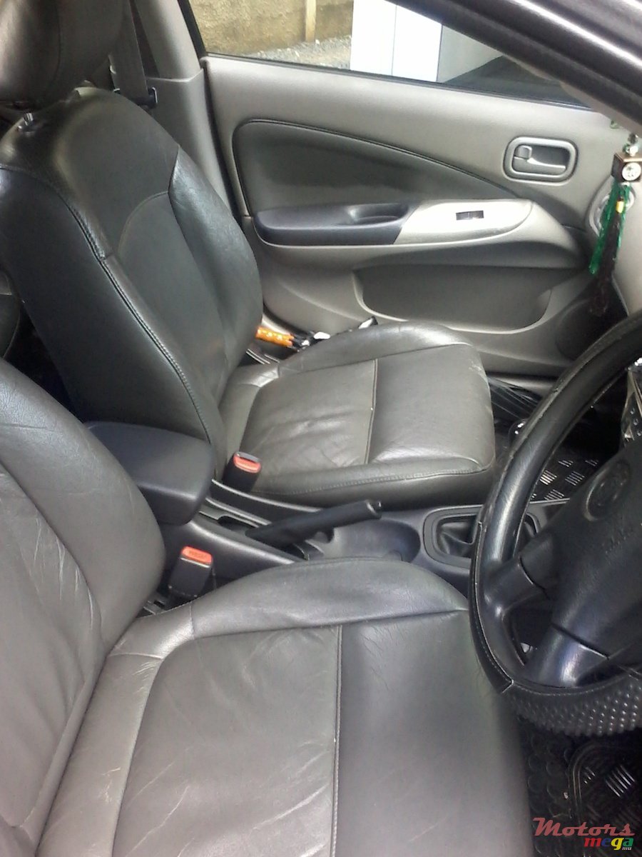 2002' Nissan Sunny N16 photo #1
