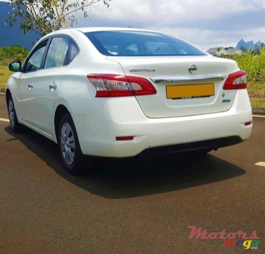 2015' Nissan Sentra photo #3