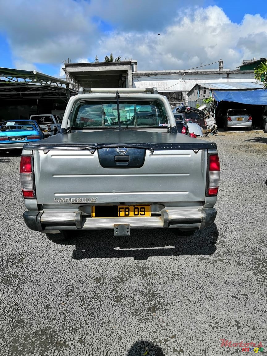 2009' Nissan Hardbody photo #4