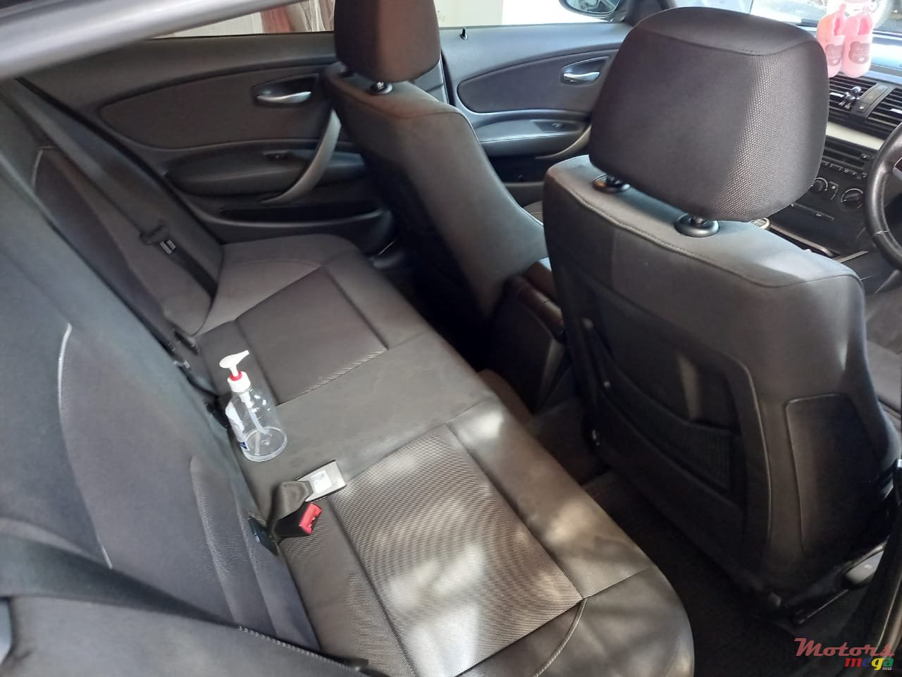 2008' BMW 1 Series photo #2