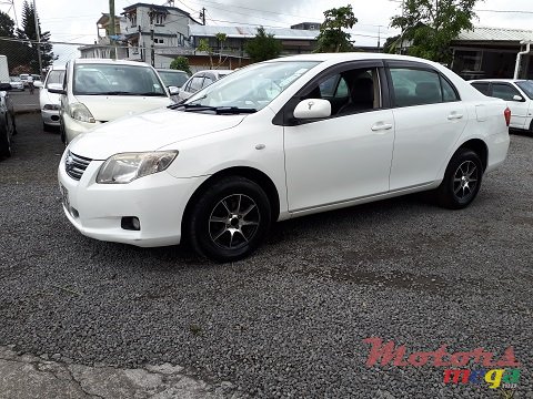 2006' Toyota Axio photo #3