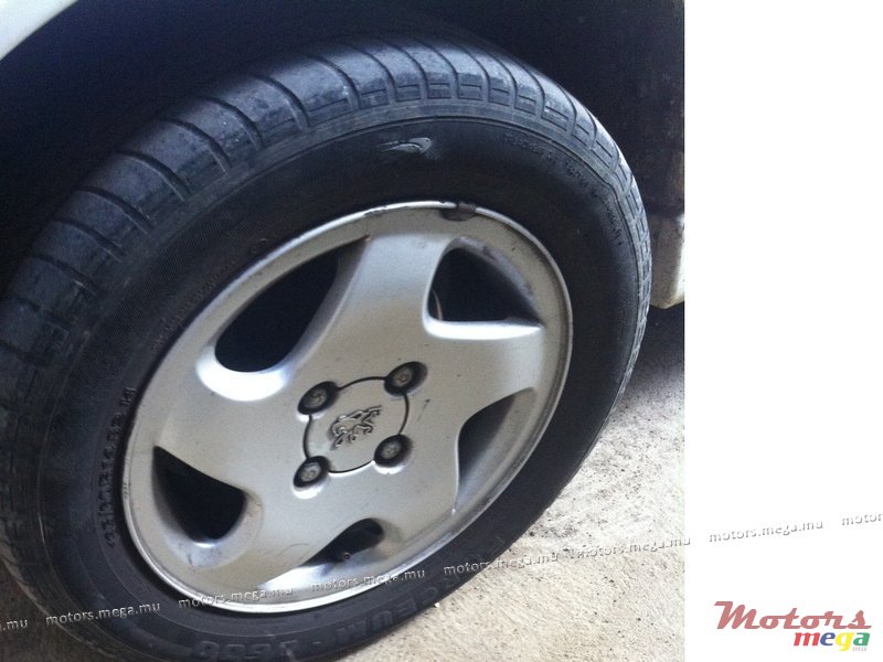 1989' Peugeot sport Body photo #3