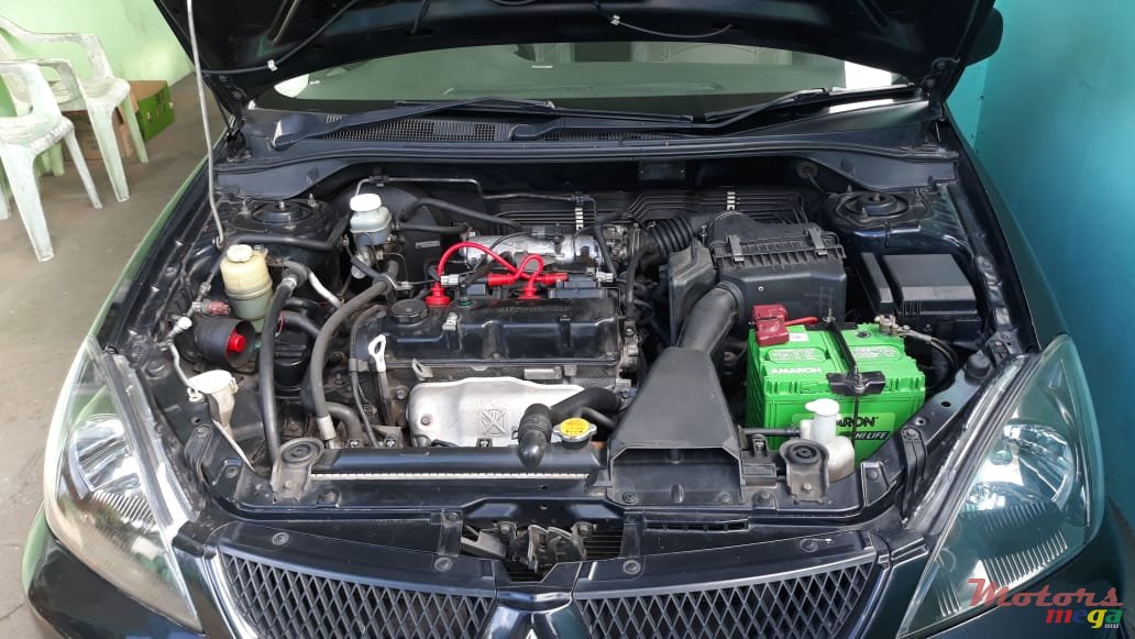 2007' Mitsubishi Lancer GLX photo #5