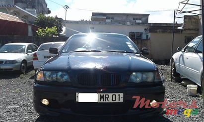 2001' BMW 320 photo #1
