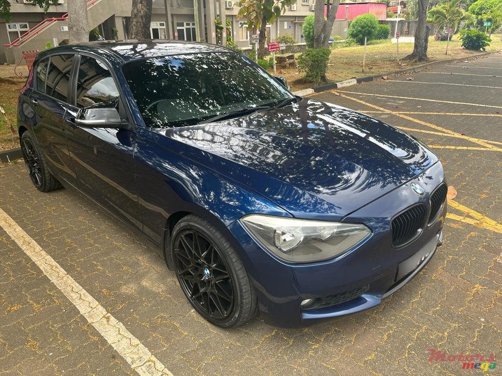 2012' BMW 1 Series photo #4