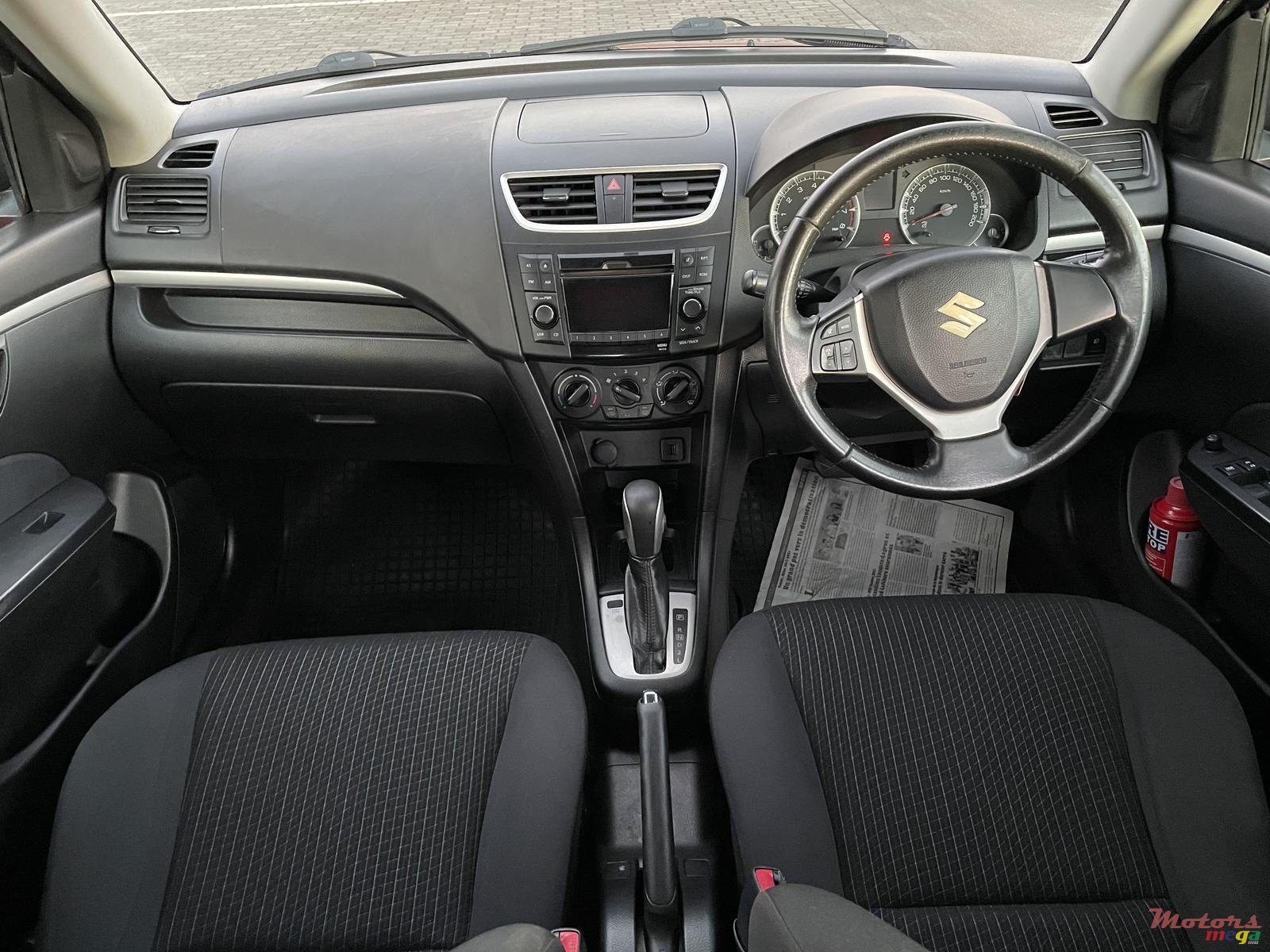 2014' Suzuki Swift photo #6