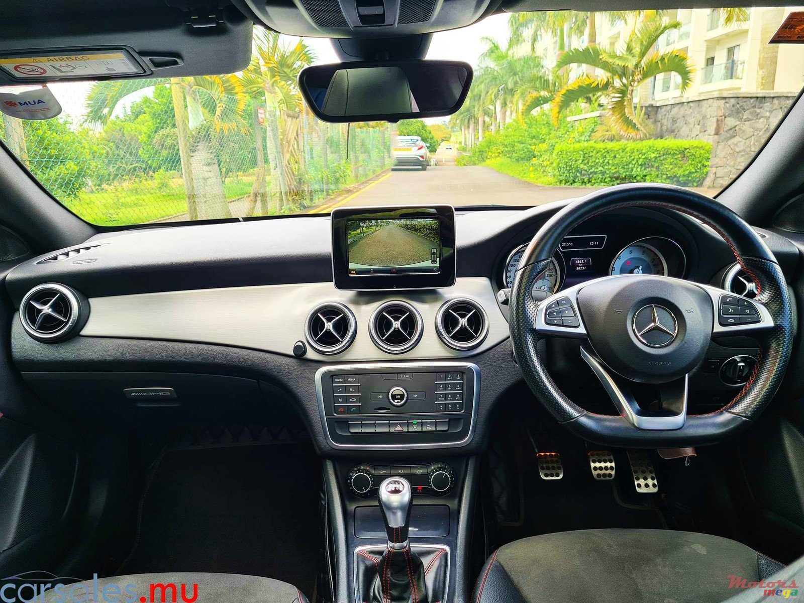 2015' Mercedes-Benz CLA 200 AMG Line photo #6