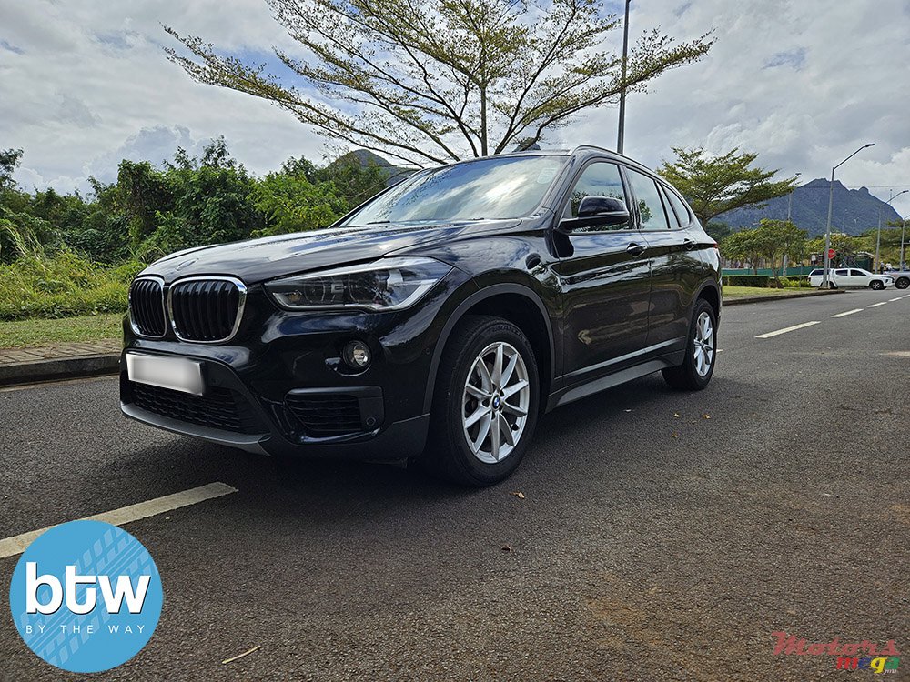 2018' BMW X1 sDRIVE 18i photo #2