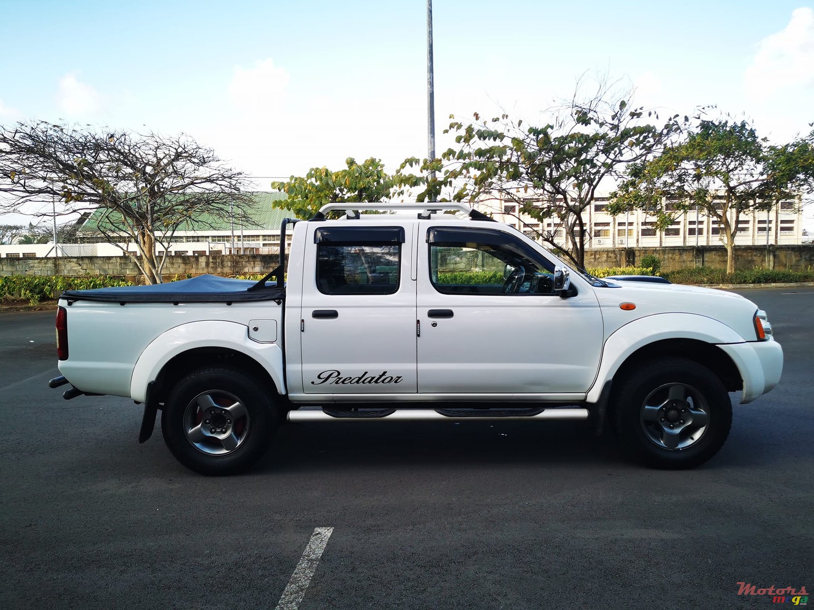 2013' Nissan D22 photo #2