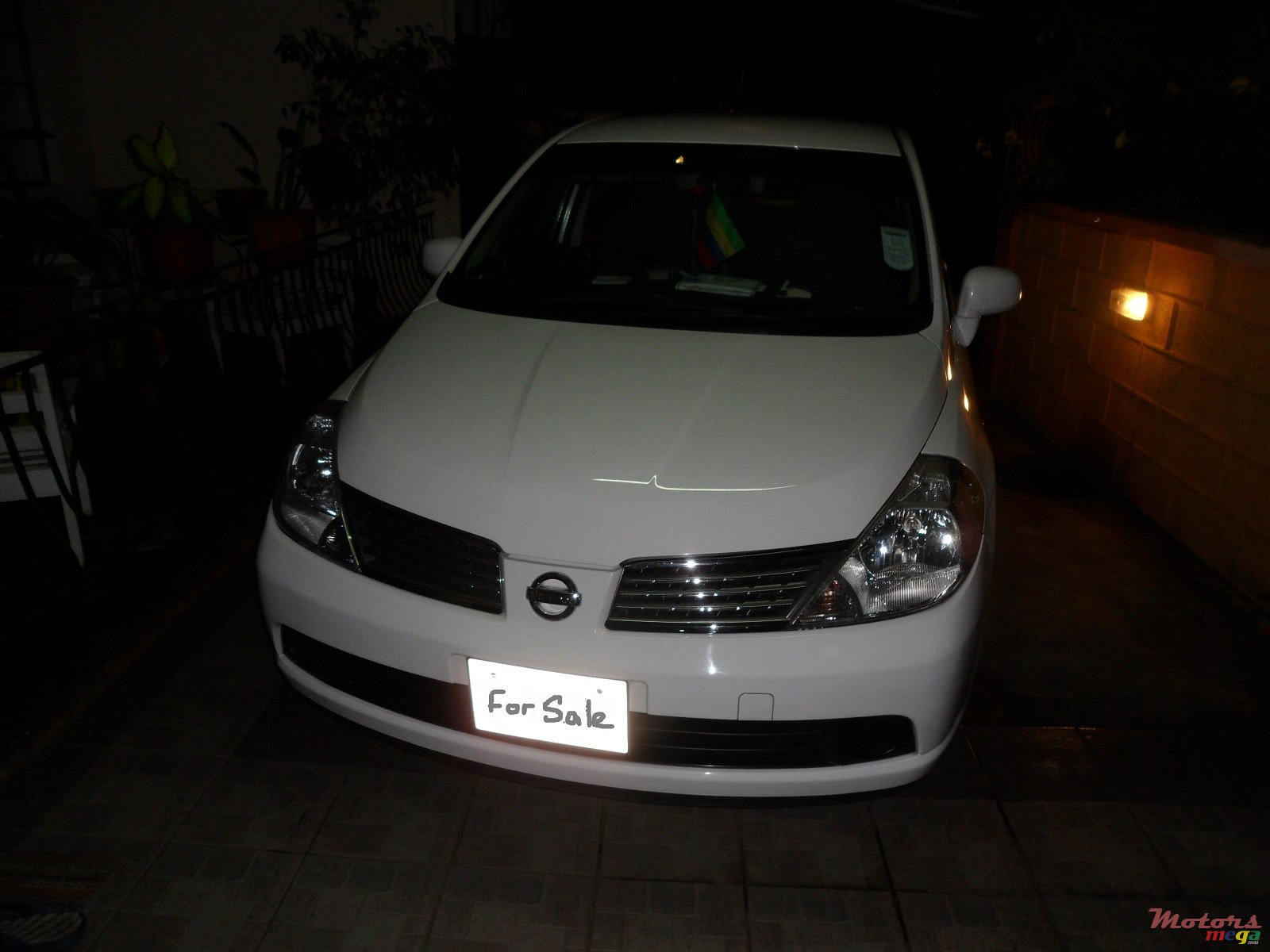 2006' Nissan Tiida Latio photo #2