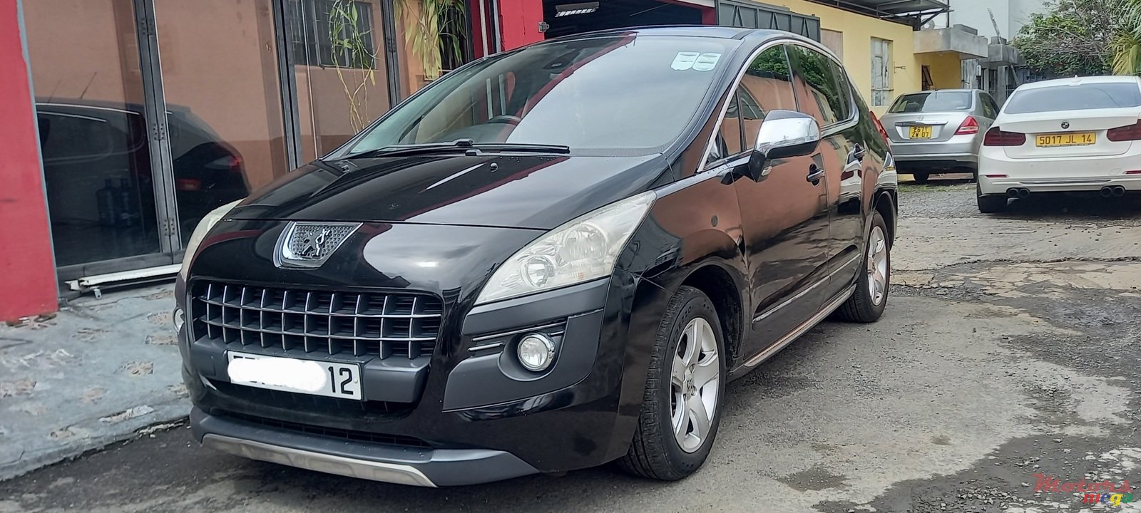 2012' Peugeot 3008 photo #2