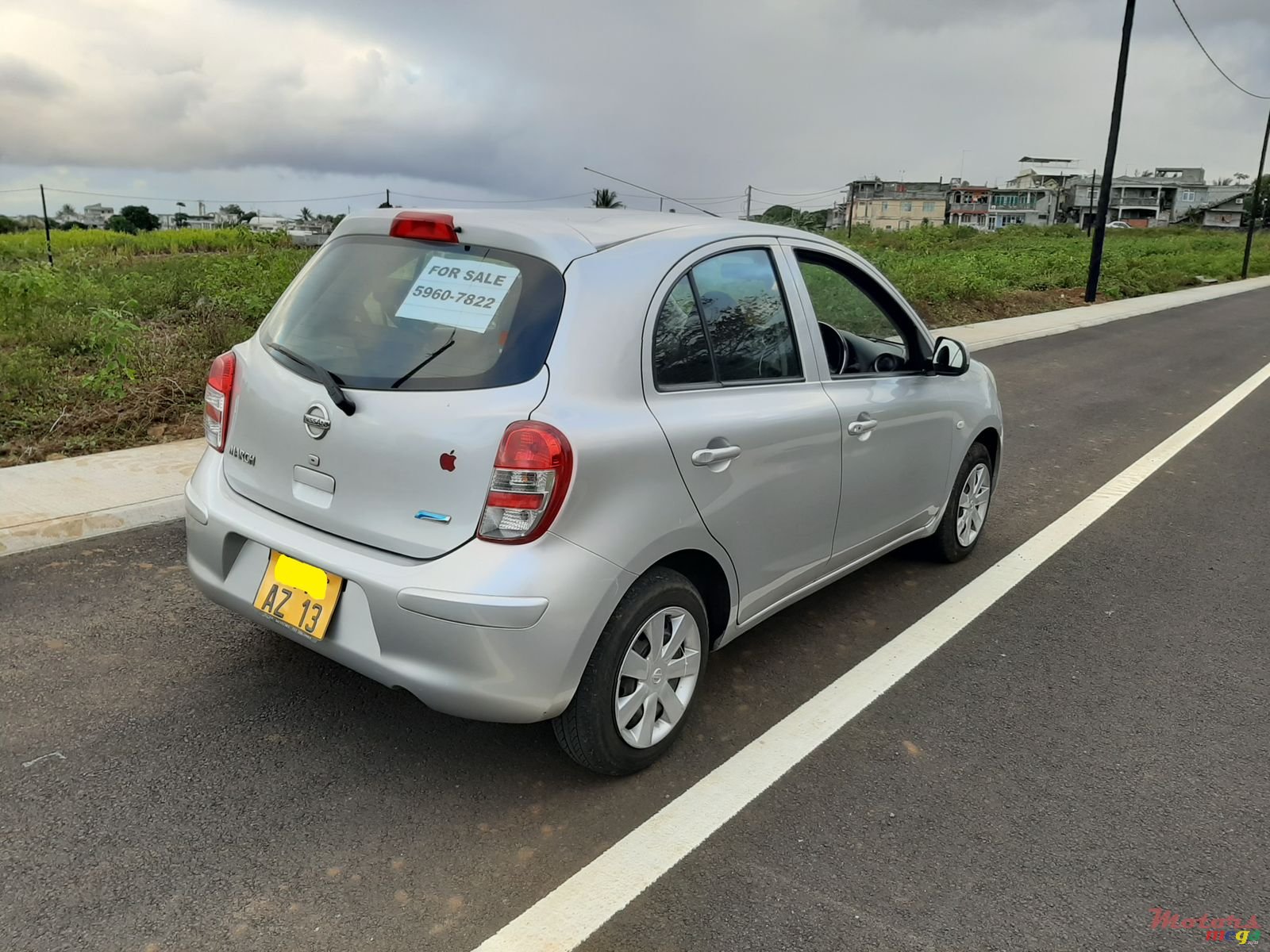 2013' Nissan March photo #4